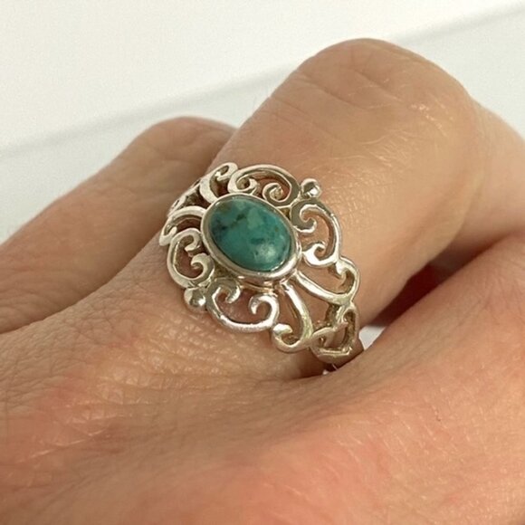 Sterling Silver 925 Cutout Scrollwork Oval Simulated Turquoise Ring Sz 7.25 - Picture 4 of 16